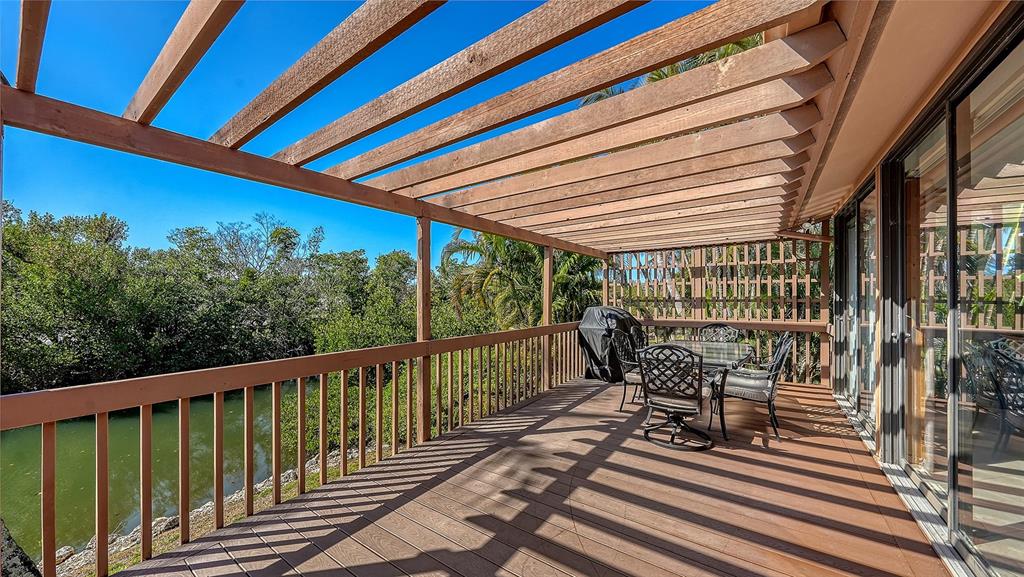3131 Bayou Sound Longboat Key, FL 34228 - Photo 9 of 43