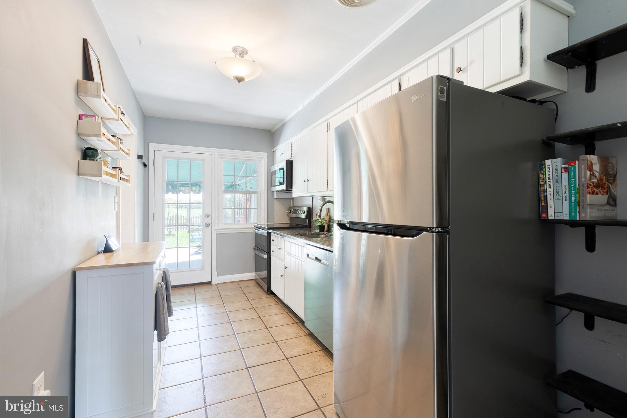 303 Overbrook Road Baltimore, MD 21212 - Photo 17 of 40