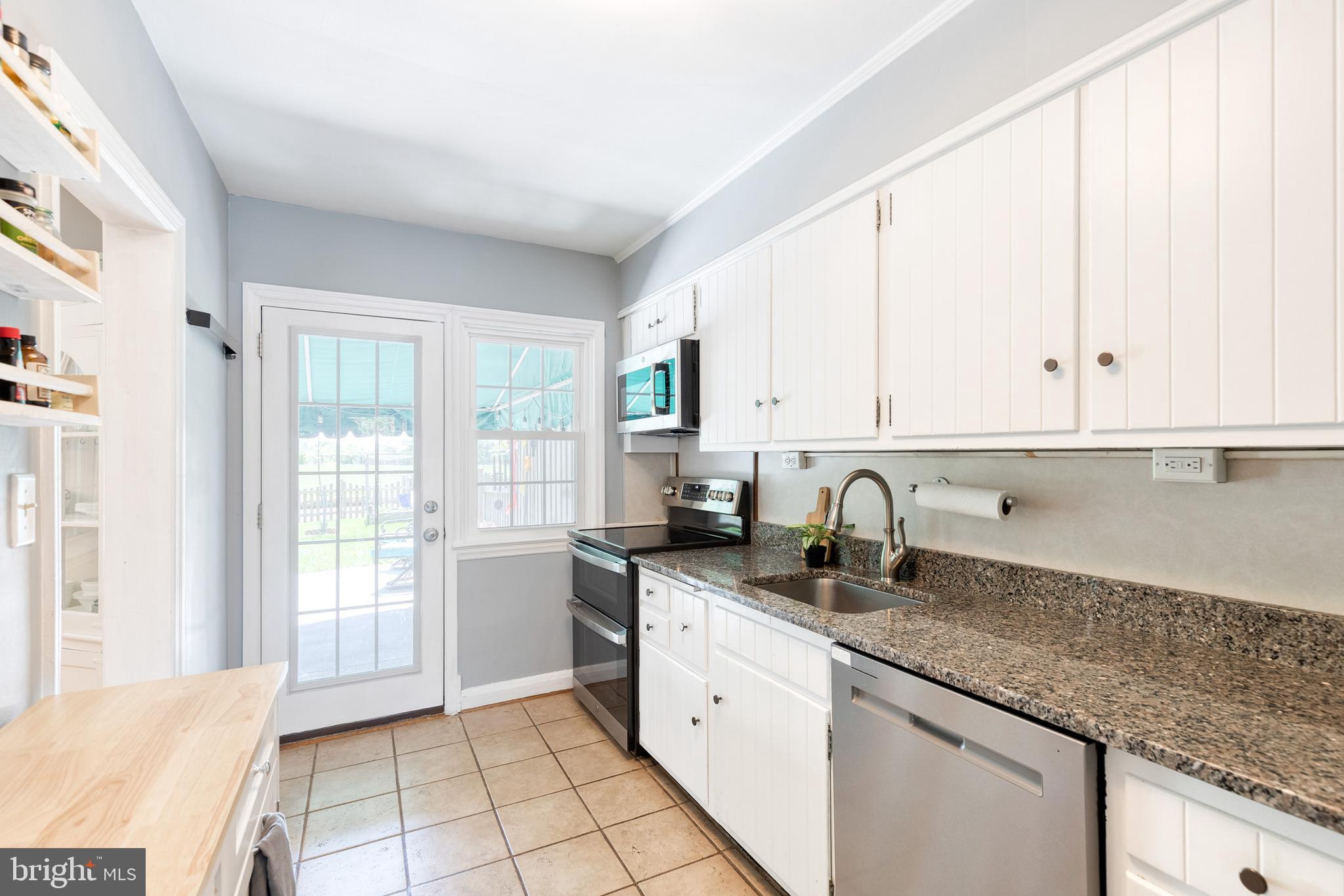303 Overbrook Road Baltimore, MD 21212 - Photo 18 of 40