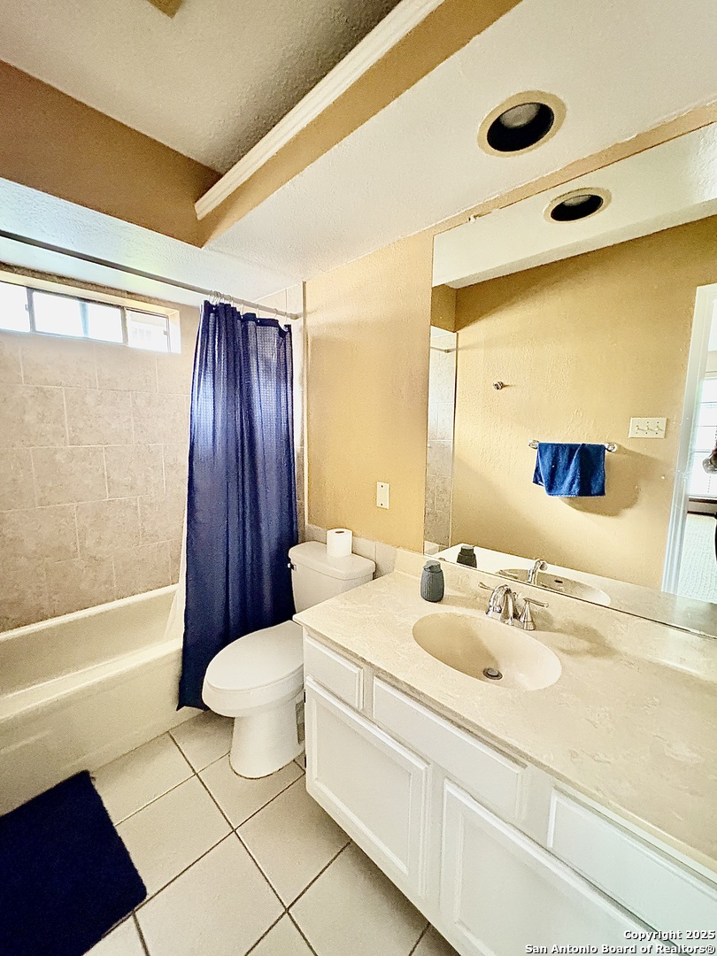 8633 Datapoint Drive San Antonio, TX 78229 - Photo 14 of 17