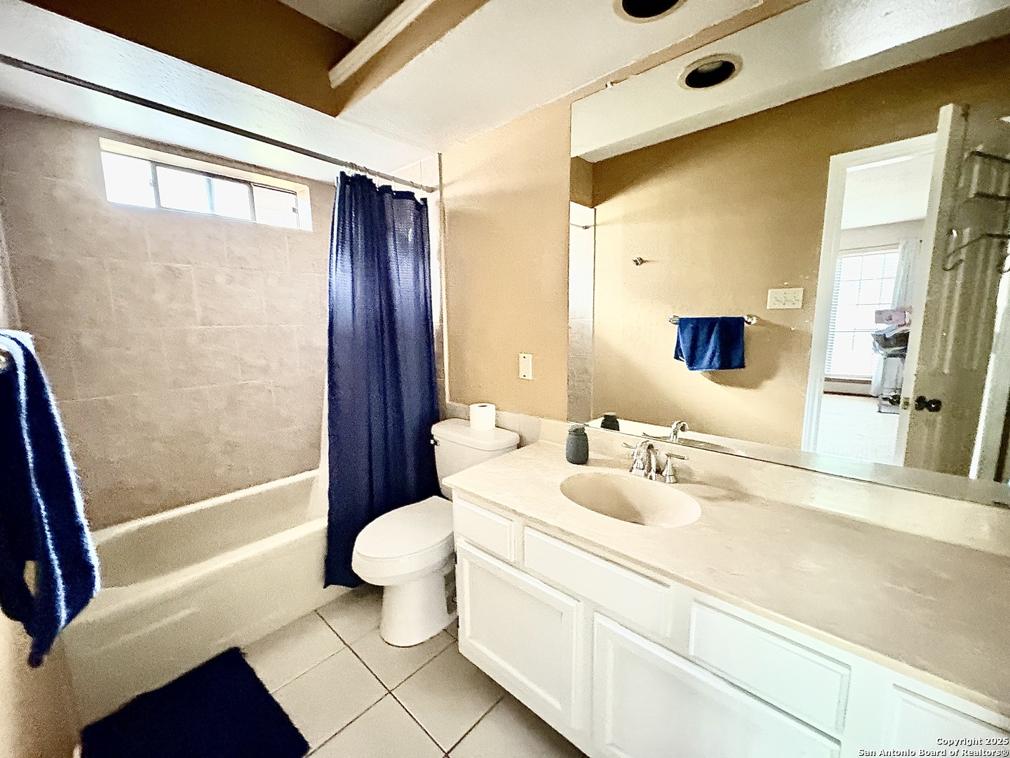 8633 Datapoint Drive San Antonio, TX 78229 - Photo 5 of 17