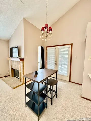 $950 | 8633 Datapoint Drive, San Antonio, TX 78229