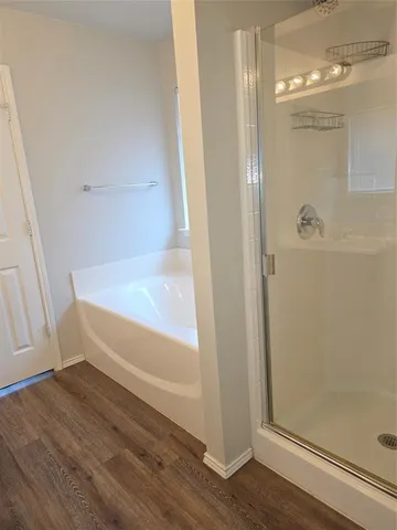 $1,900 | 1600 Wickham Drive, Burleson, TX 76028