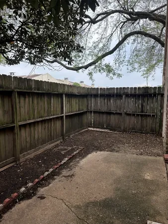 $1,250 | 10161 Oakberry Street, Unit 93, Houston, TX 77042