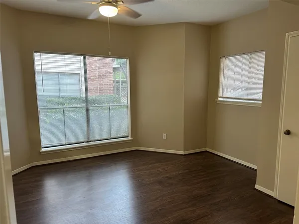 $1,250 | 10161 Oakberry Street, Unit 93, Houston, TX 77042
