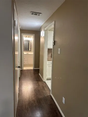 $1,250 | 10161 Oakberry Street, Unit 93, Houston, TX 77042