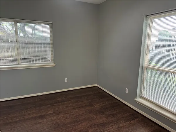 $1,250 | 10161 Oakberry Street, Unit 93, Houston, TX 77042