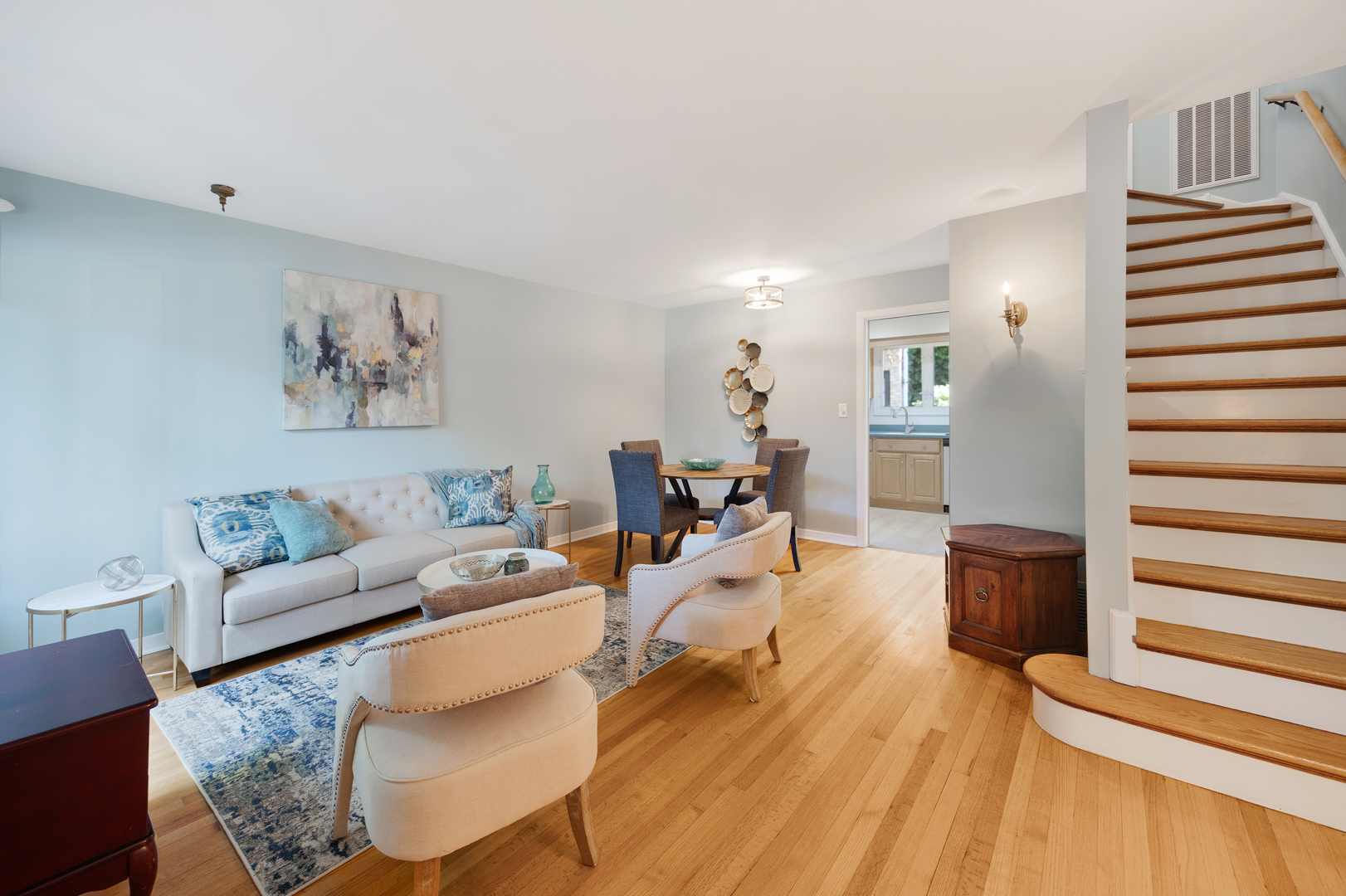 519 Ridge Road Wilmette, IL 60091 - Photo 7 of 31