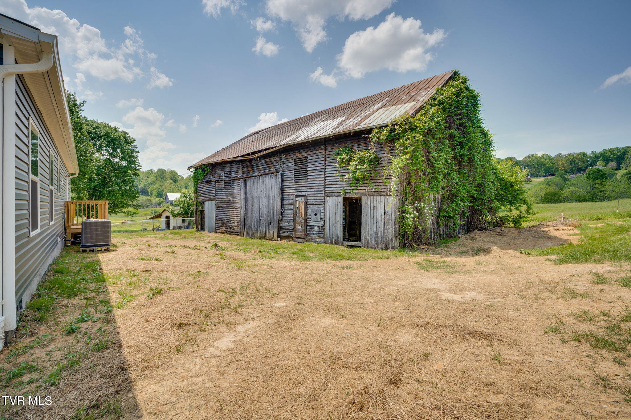 30 Armstrong Road Limestone, TN 37681 - Photo 25 of 29 025