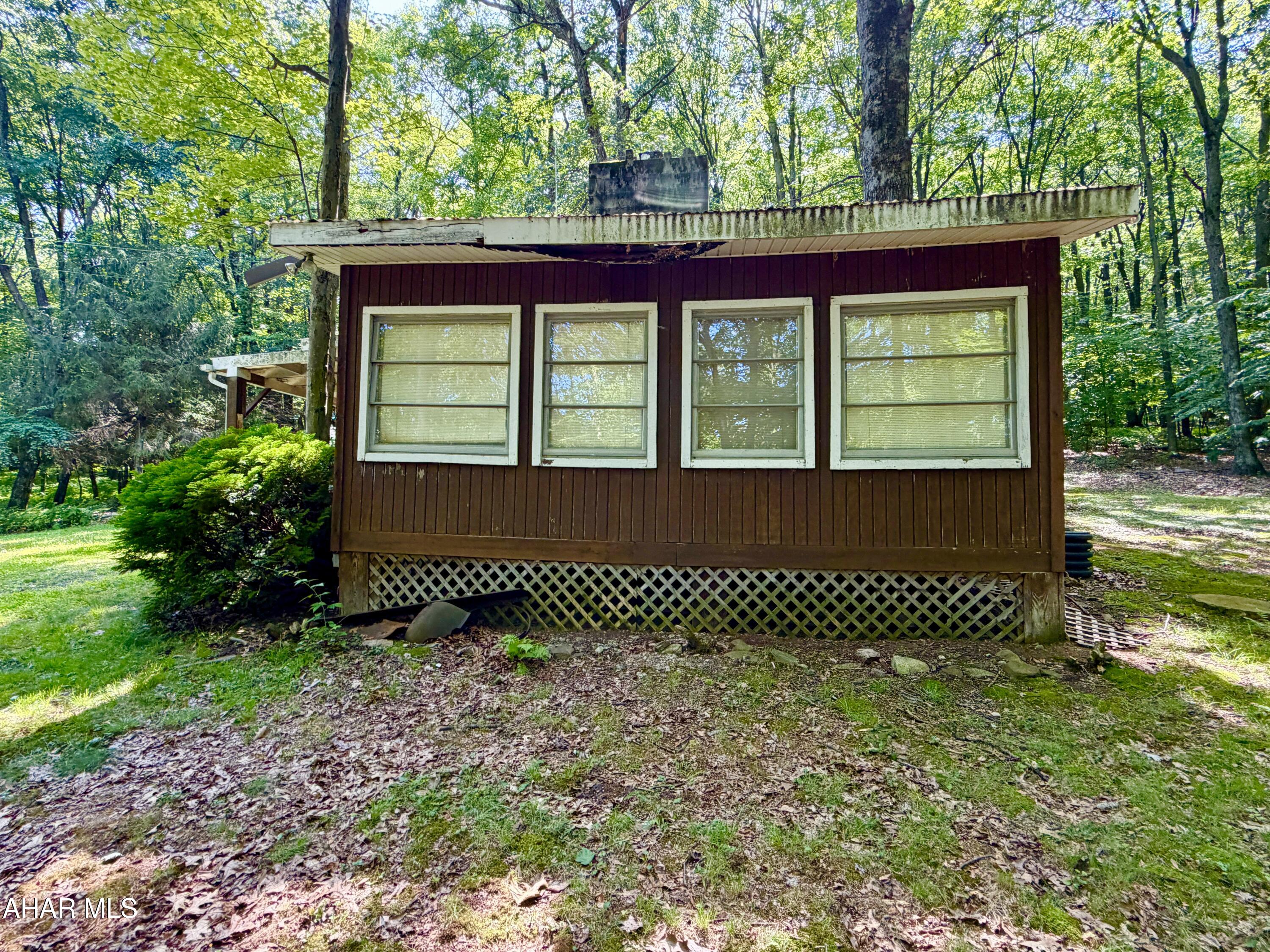 3243 Church View Road New Enterprise, PA 16664 - Photo 6 of 40