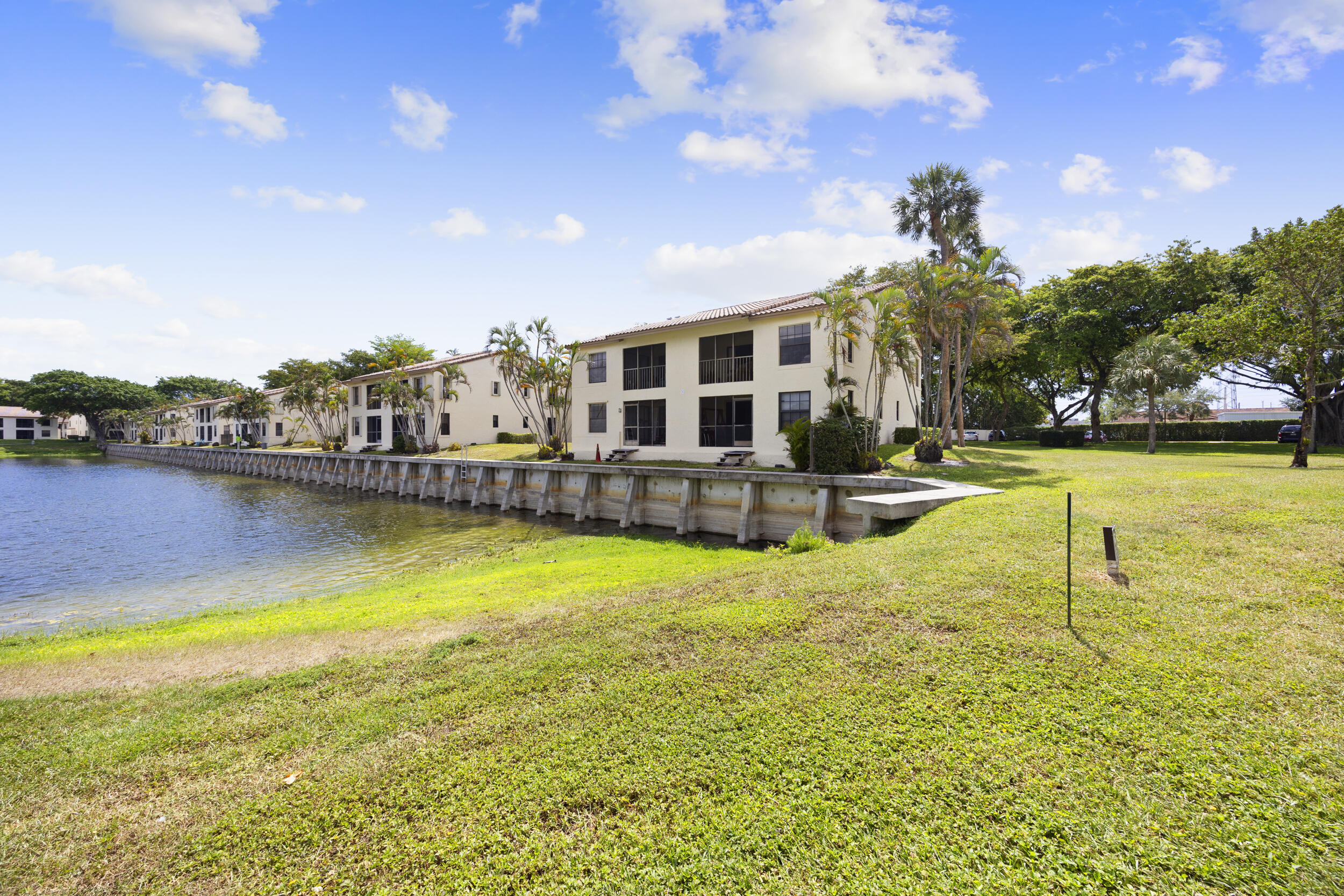 2600 Greenwood Terrace, Unit G201 Boca Raton, FL 33431 - Photo 25 of 32 27_453a0829