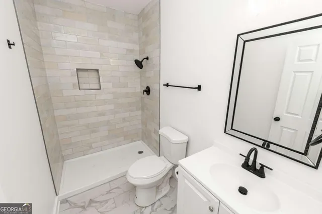 $219,900 | 622 West Whitney Avenue, Albany, GA 31701