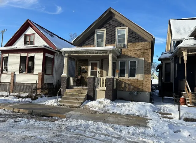 $91,000 | 1425 North 24th Place, Milwaukee, WI 53205