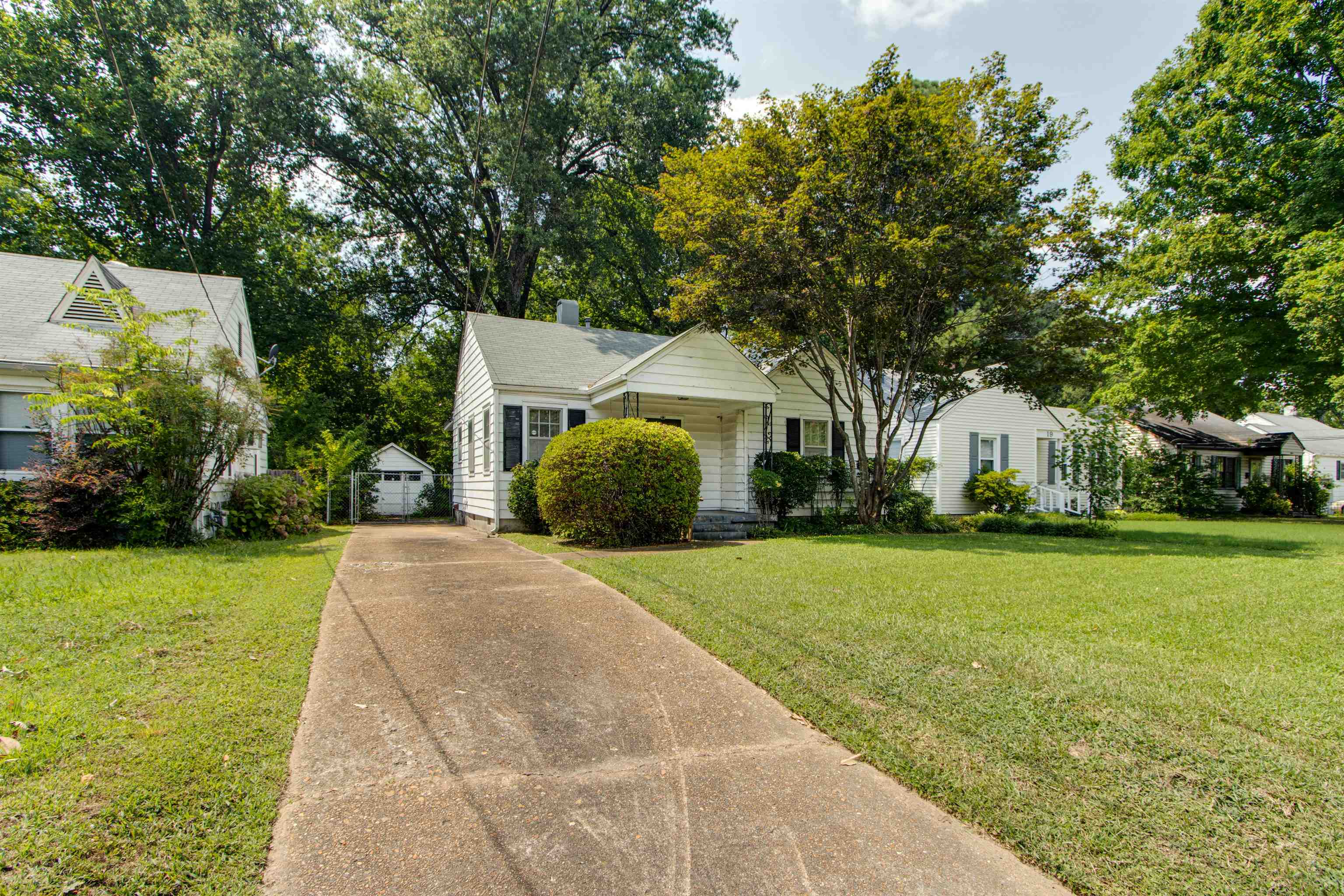 23 South Fenwick Road Memphis, TN 38111 - Photo 3 of 25