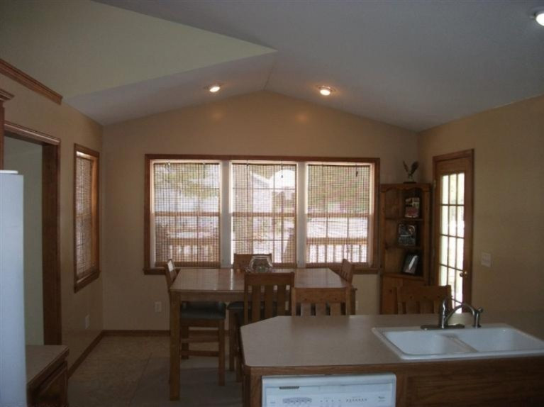 318 South Broton Road Muskegon, MI 49442 - Photo 8 of 18 Additional Photo