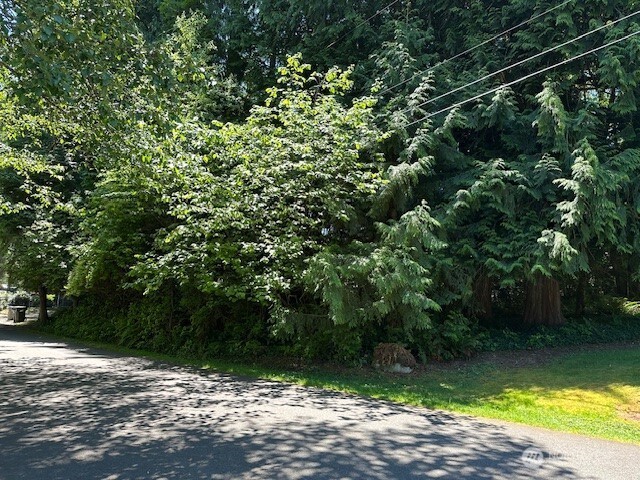 13705 West Lake Kathleen Drive Southeast Renton, WA 98059 - Photo 2 of 5