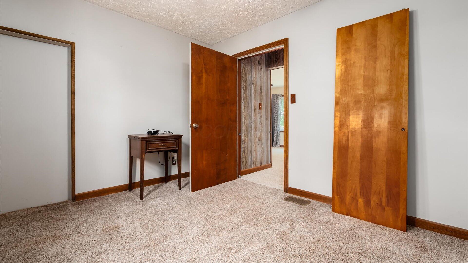 10625 Ridenour Road Thornville, OH 43076 - Photo 23 of 45 25-z 10625 Ridenour Rd048