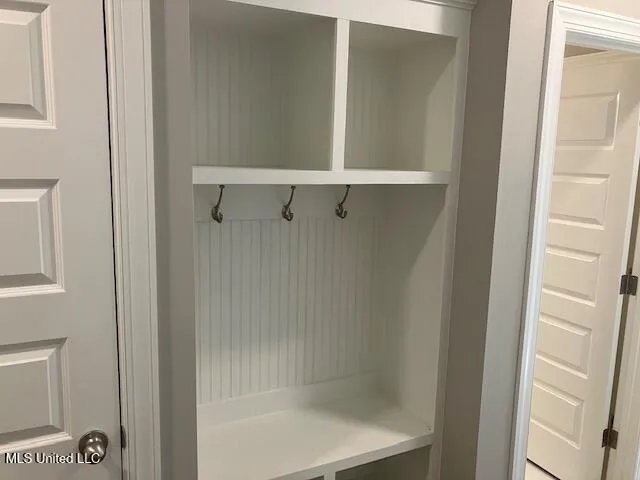 $439,900 | 1721 Baisley Drive, Nesbit, MS 38651