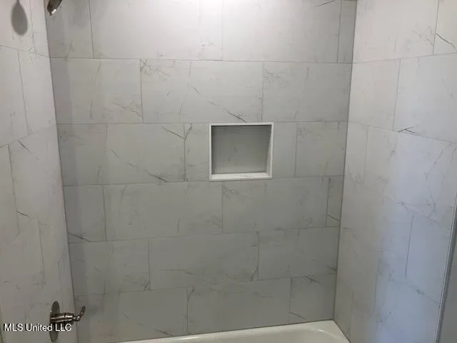 $439,900 | 1721 Baisley Drive, Nesbit, MS 38651