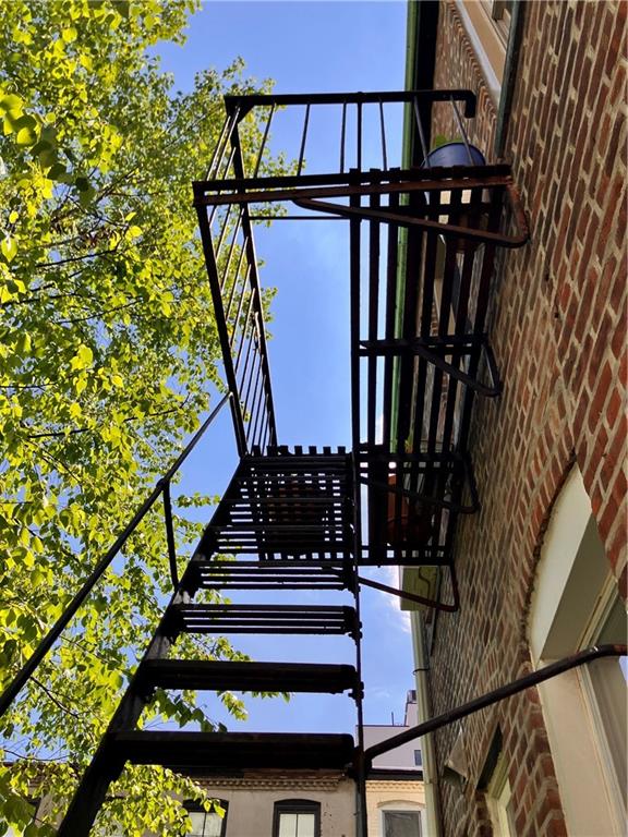 55 4th Avenue Brooklyn, NY 11217 - Photo 18 of 33 a view of entryway