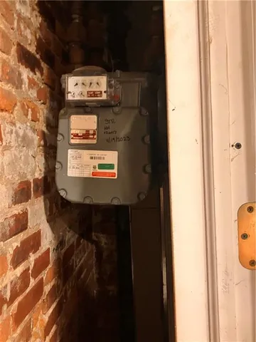 a car parked in front of a building