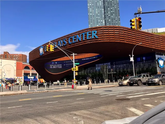 $3,500,000 | 55 4th Avenue | Park Slope