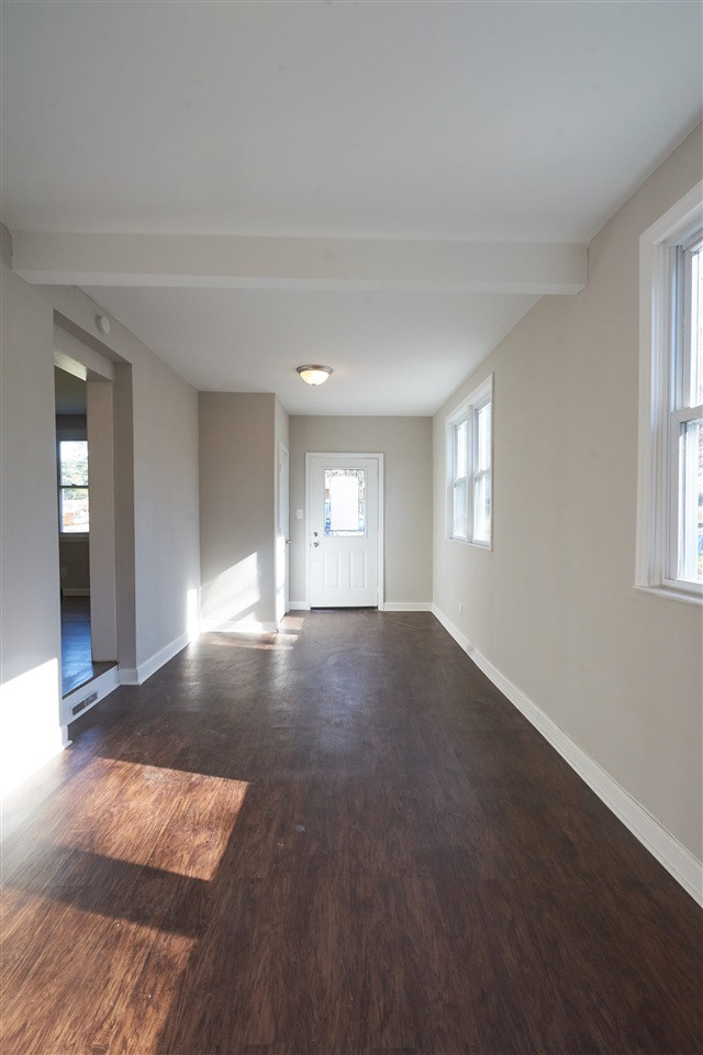 3201 Apache Drive Raleigh, NC 27609 - Photo 3 of 30 Entry/Office/Study