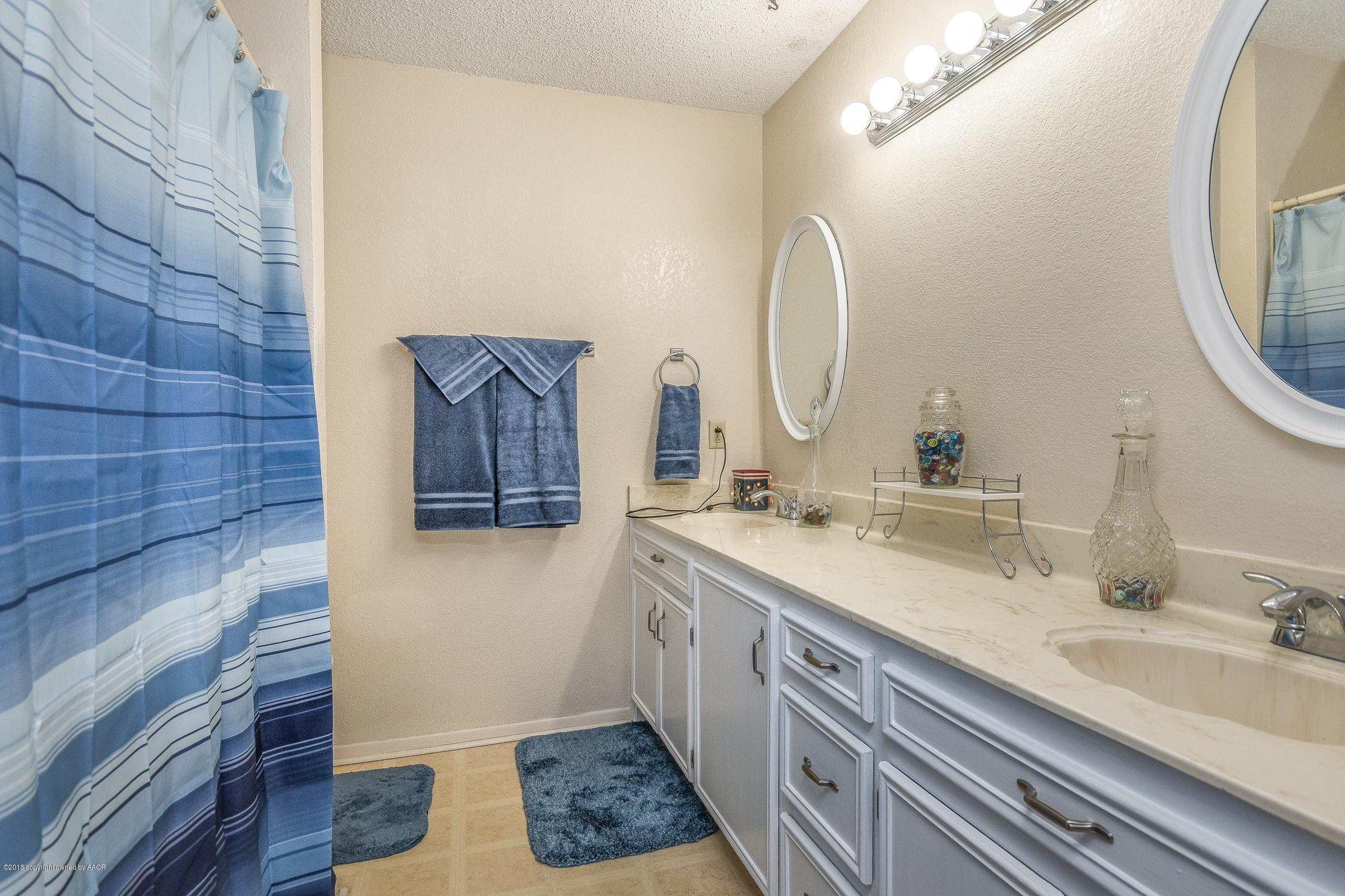3904 Kingston Road Amarillo, TX 79109 - Photo 11 of 19 011_Master Bathroom