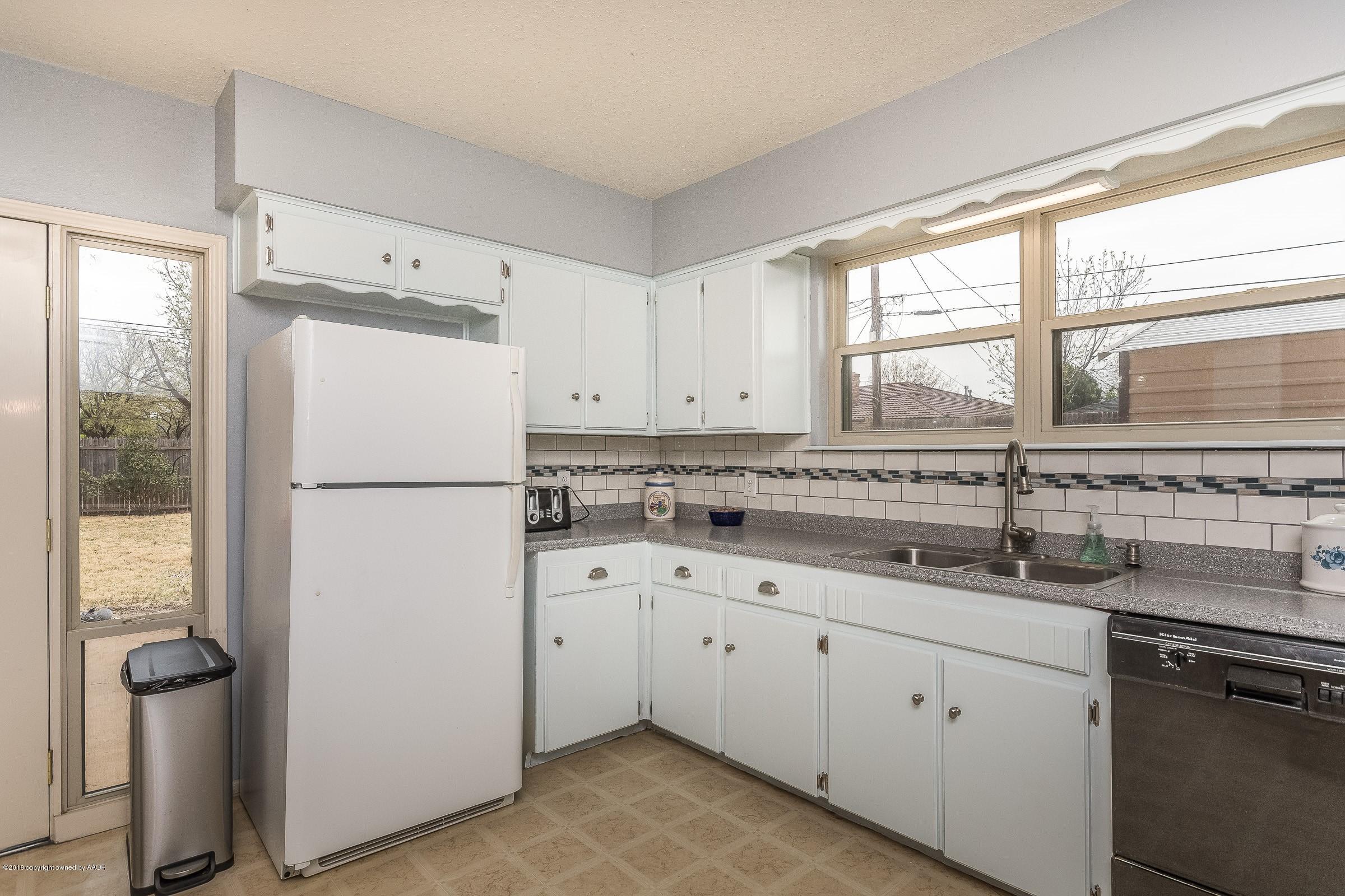 3904 Kingston Road Amarillo, TX 79109 - Photo 8 of 19 007_Kitchen