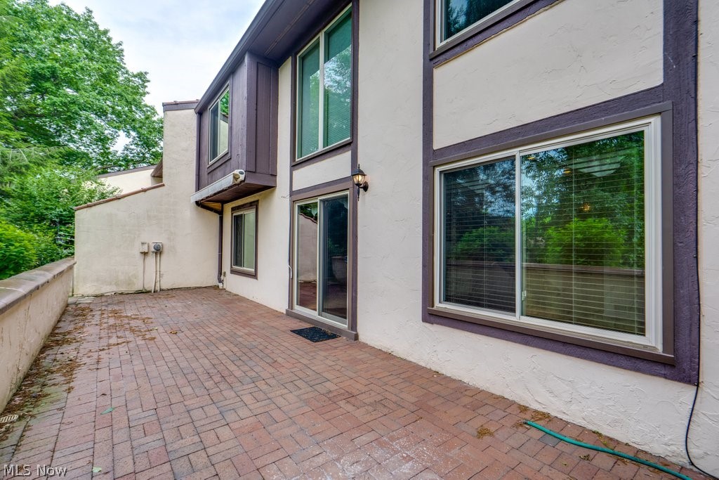 3388 South Smith Road Fairlawn, OH 44333 - Photo 4 of 31