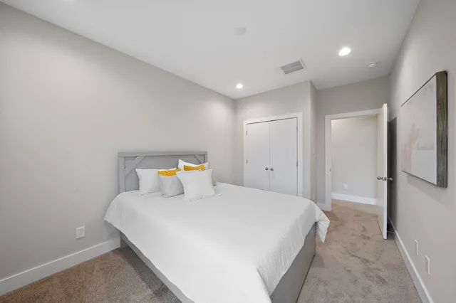 $2,199 | 8672 Easthaven Boulevard, Houston, TX 77075