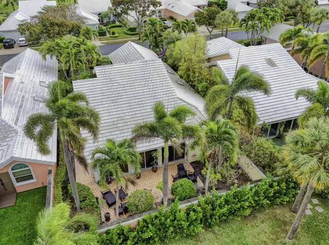 $615,000 | 2347 Saratoga Bay Drive, West Palm Beach, FL 33409