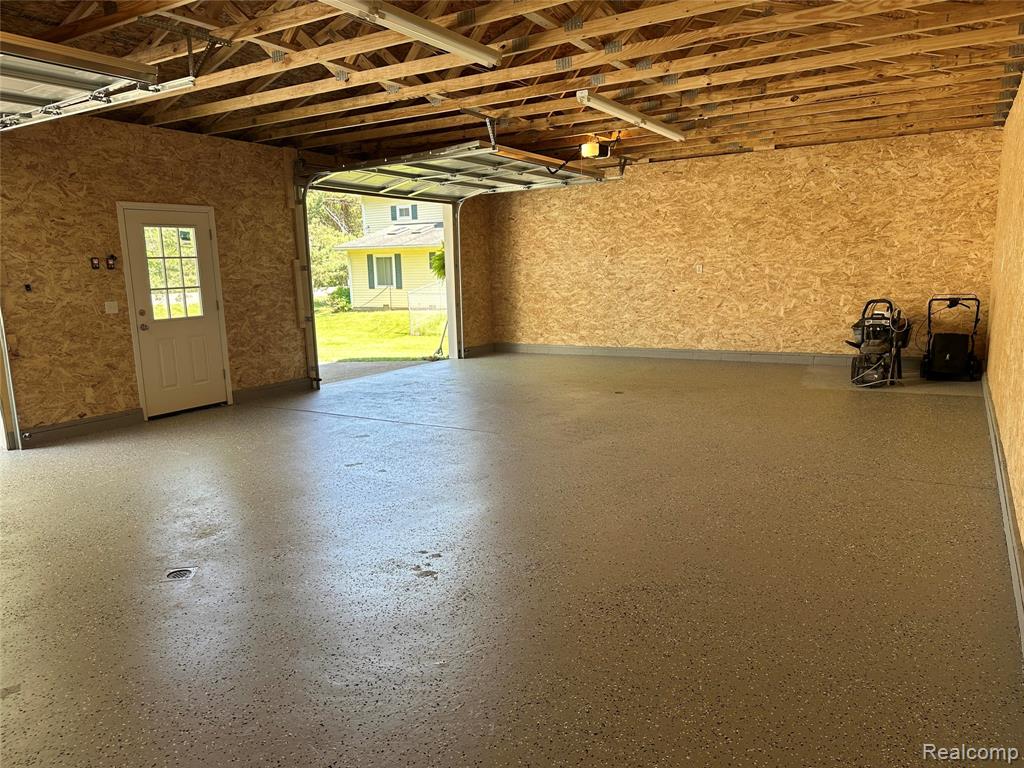 6161 East River Road Flushing, MI 48433 - Photo 4 of 63