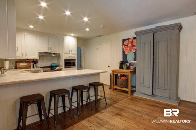 374 Ridgewood Circle Fairhope, AL 36532 - Photo 10 of 22 kitchen