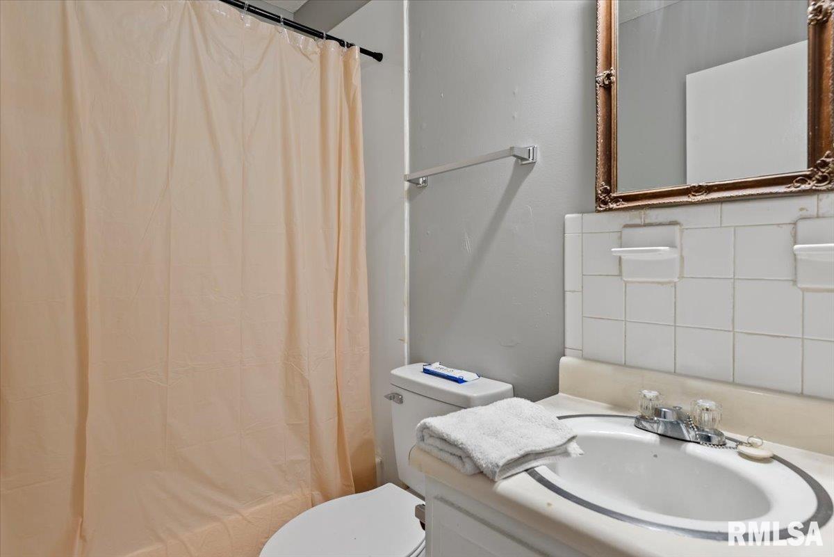 821 South Pasfield Street Springfield, IL 62704 - Photo 15 of 21