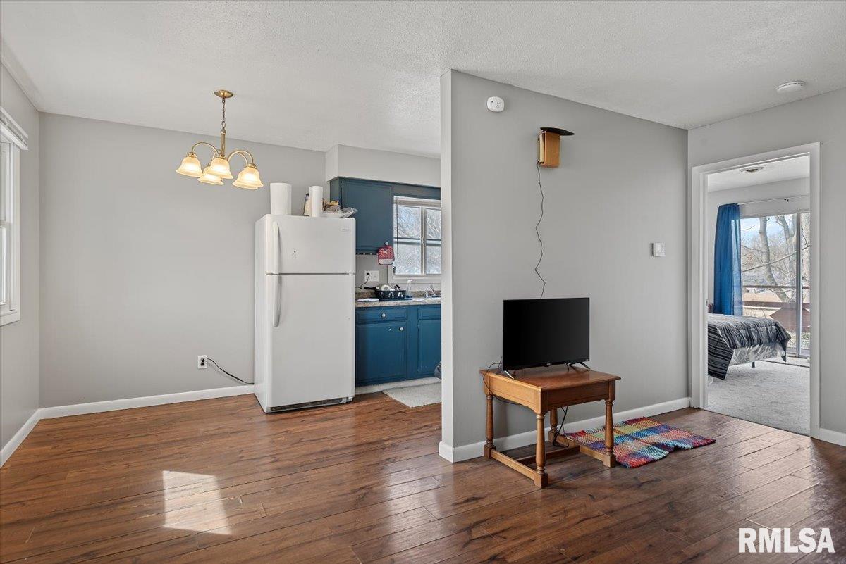 821 South Pasfield Street Springfield, IL 62704 - Photo 10 of 21