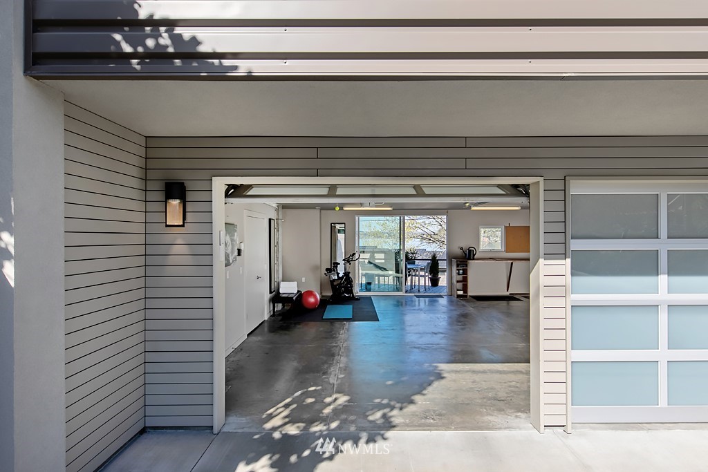 3415 Burnett Avenue North Renton, WA 98056 - Photo 33 of 40 Gallery Image 33