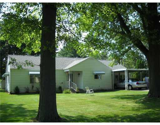 231 Jack Oak Point Road St. Marys, OH 45885 - Photo 2 of 10