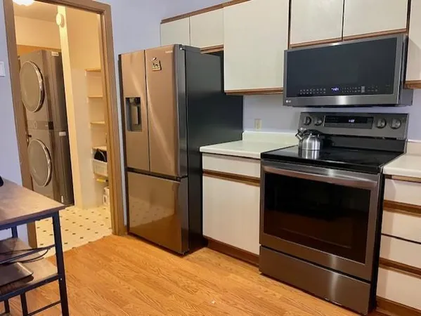 $175,000 | 4151 Boone Avenue North, Unit 202, New Hope, MN 55427