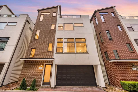 $439,500 | 2005 Hickory Street, Houston, TX 77007