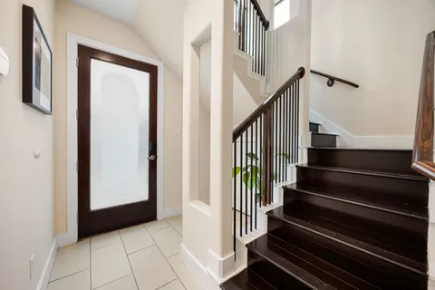 $439,500 | 2005 Hickory Street, Houston, TX 77007