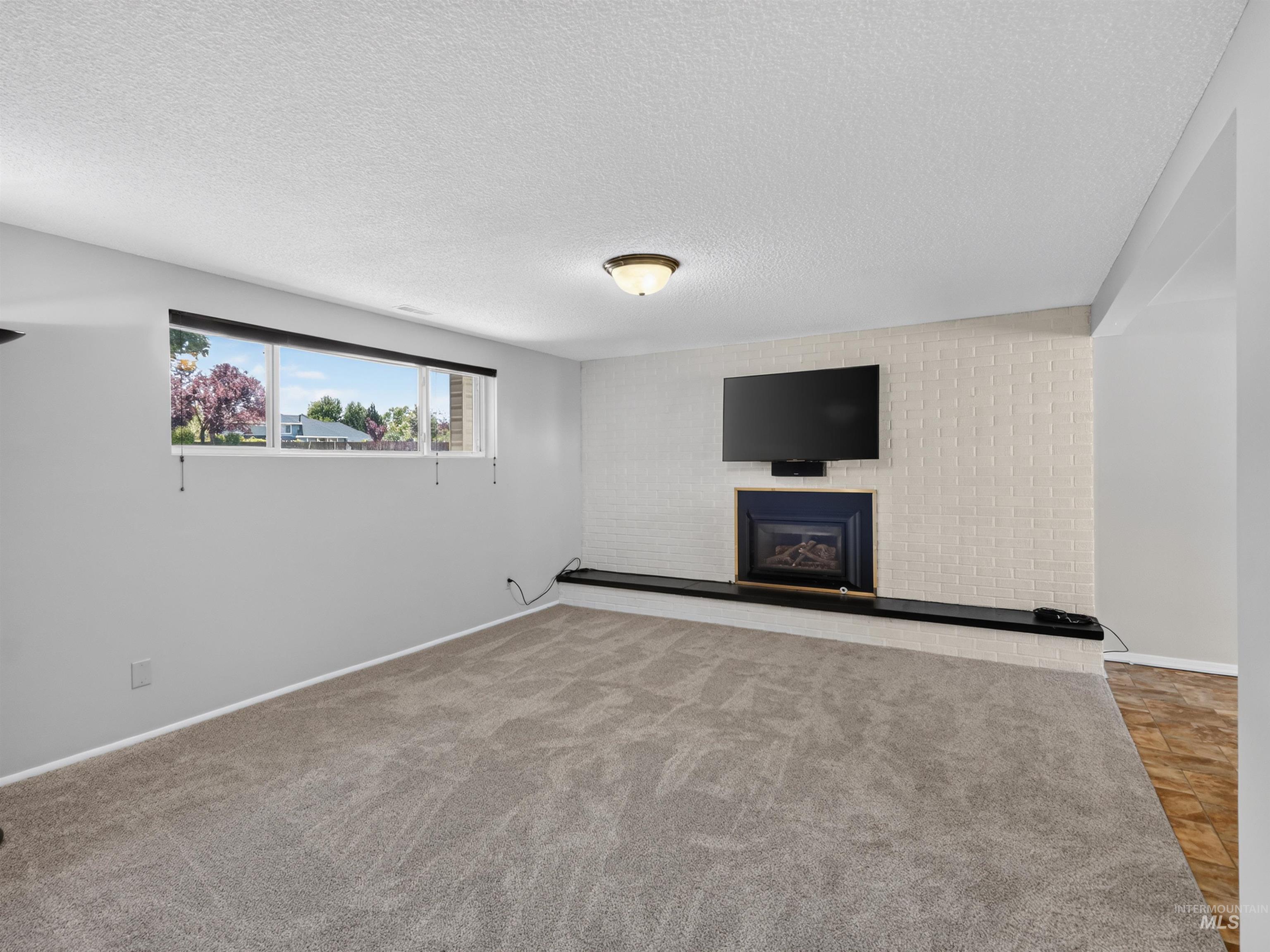 2590 South Cloverdale Road Boise, ID 83709 - Photo 16 of 34