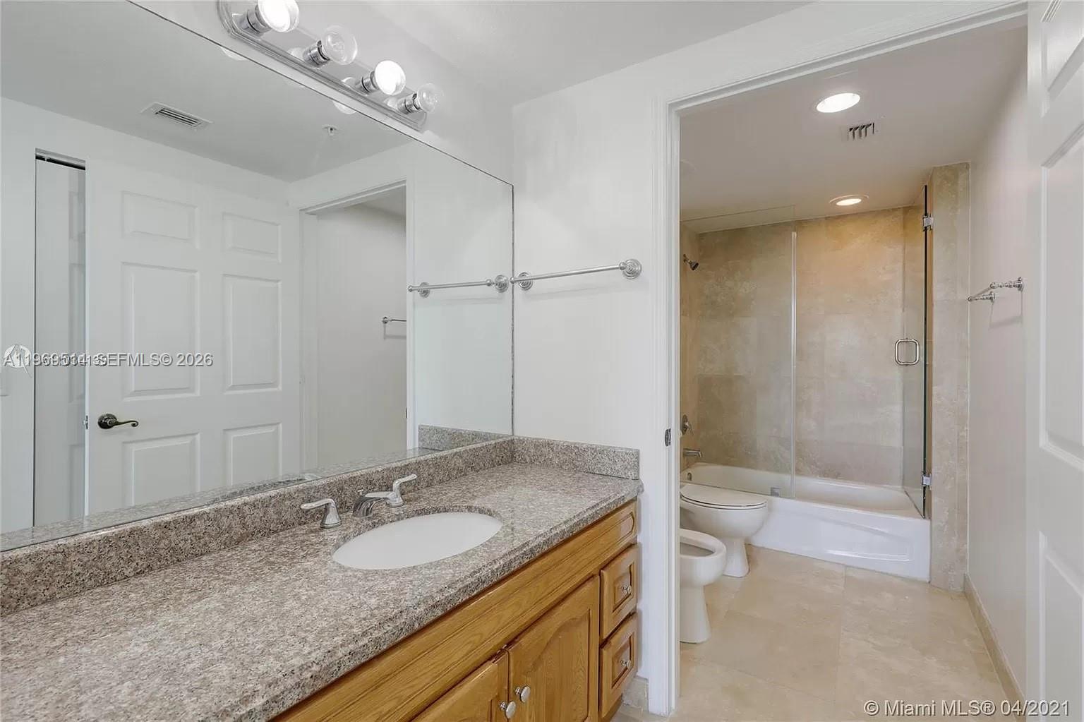 3530 Southwest 22nd Street, Unit 607 Miami, FL 33145 - Photo 5 of 16