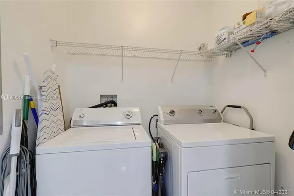 $3,400 | 3530 Southwest 22nd Street, Unit 607, Miami, FL 33145