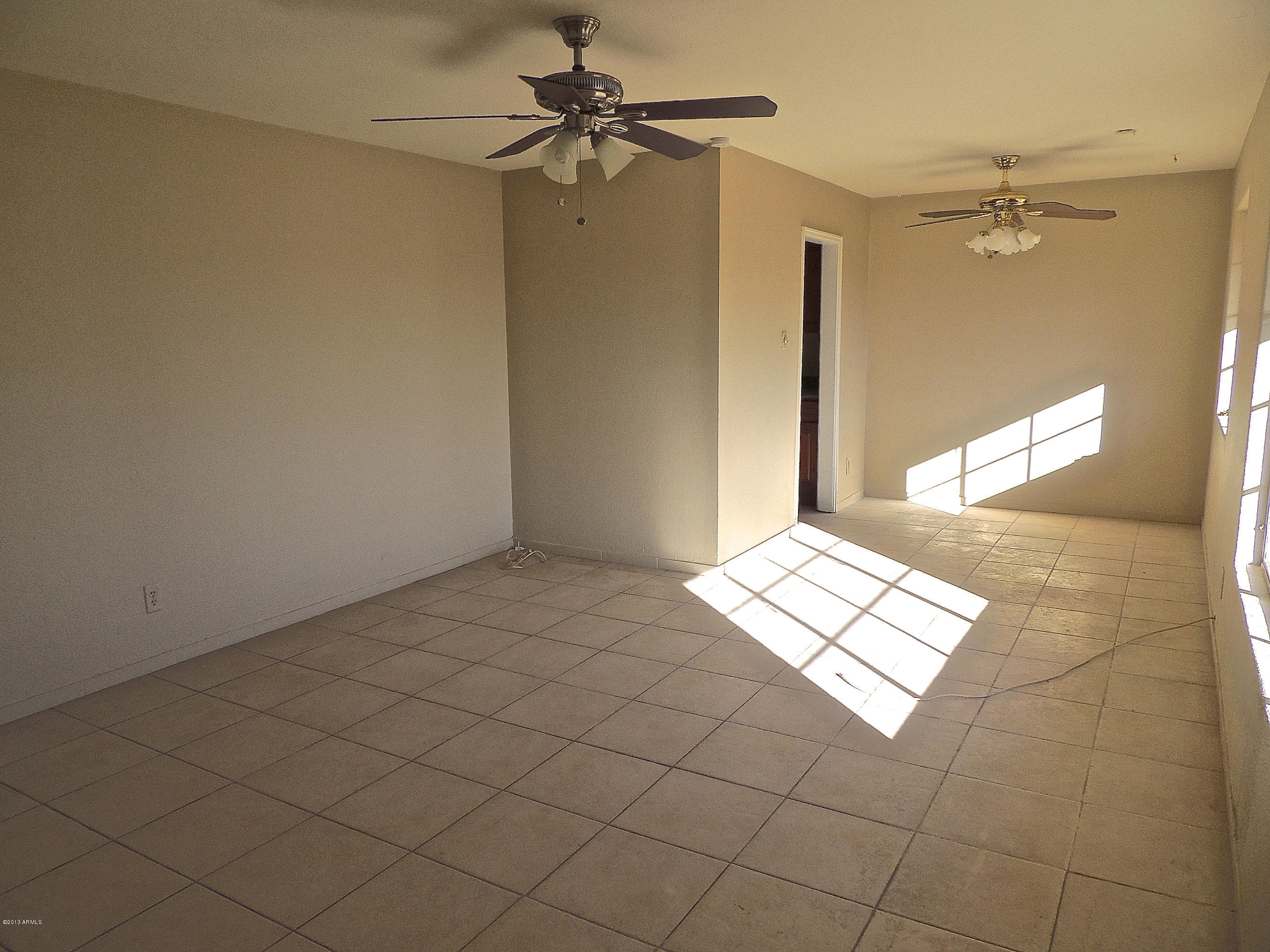 3232 West Roma Avenue Phoenix, AZ 85017 - Photo 8 of 35 DSCN2692