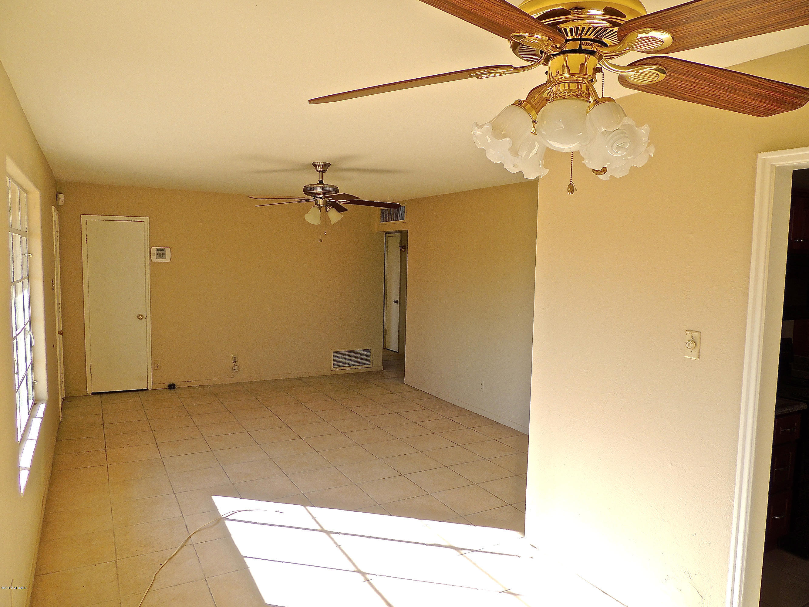 3232 West Roma Avenue Phoenix, AZ 85017 - Photo 10 of 35 DSCN2697