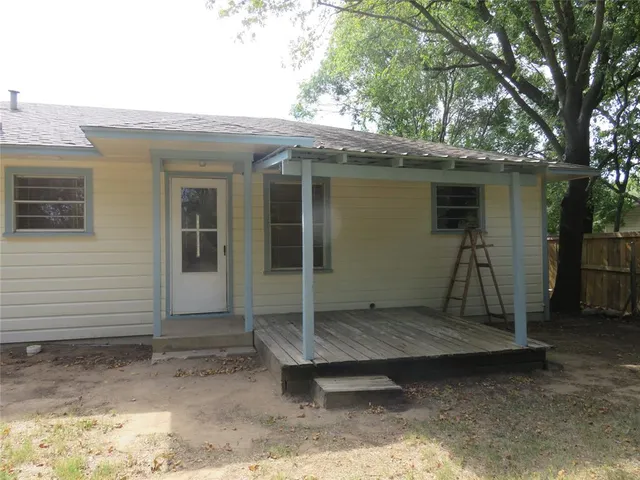 $1,450 | 604 Farm To Market 120, Pottsboro, TX 75076