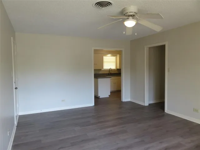 $1,450 | 604 Farm To Market 120, Pottsboro, TX 75076