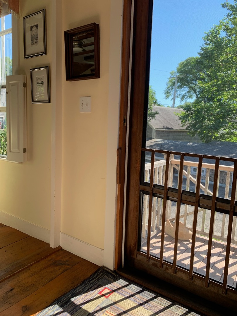 40 Pine Street Nantucket, MA 02554 - Photo 3 of 34