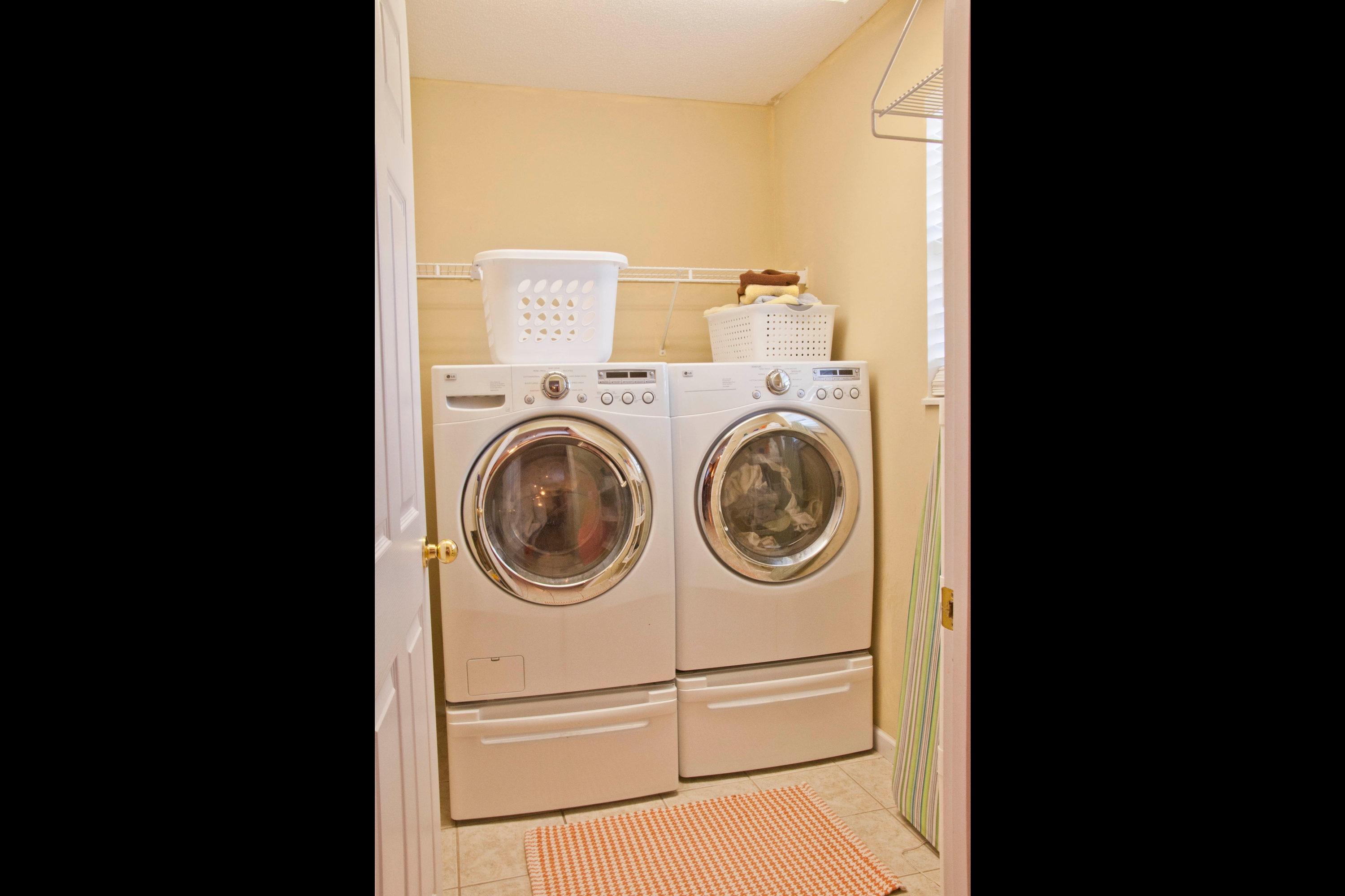 6206 Hugh Willis Road Powell, TN 37849 - Photo 11 of 19 Laundry Room